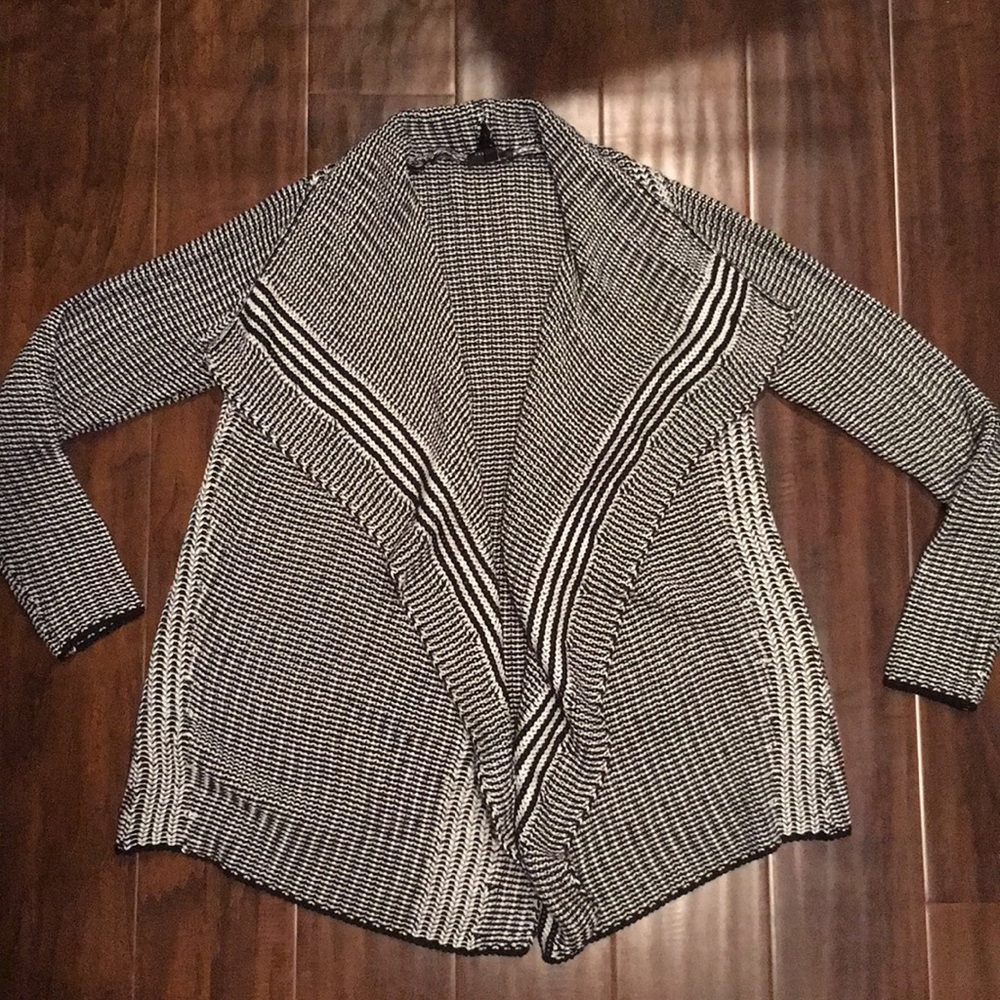 NWOT Limited Sweater